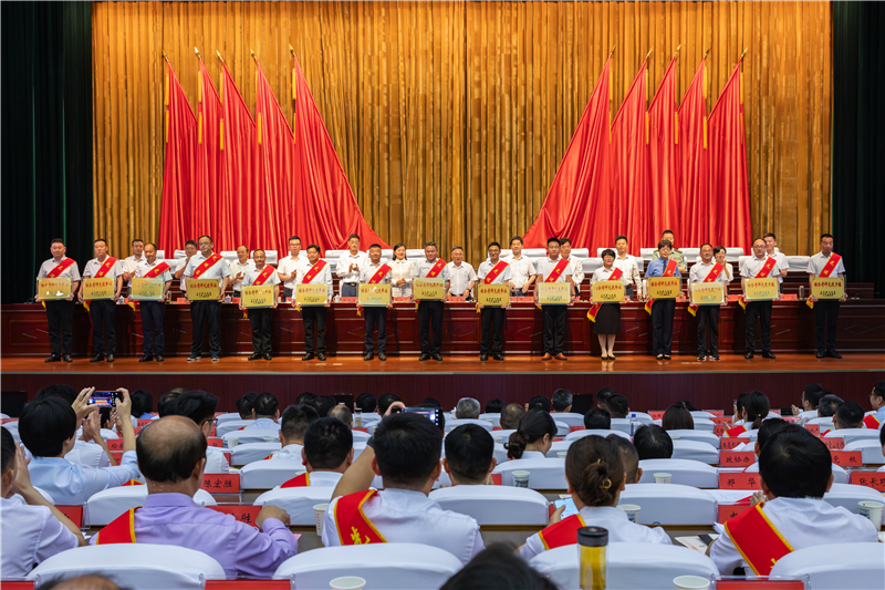 1C6A0754-已增强-NR.jpg