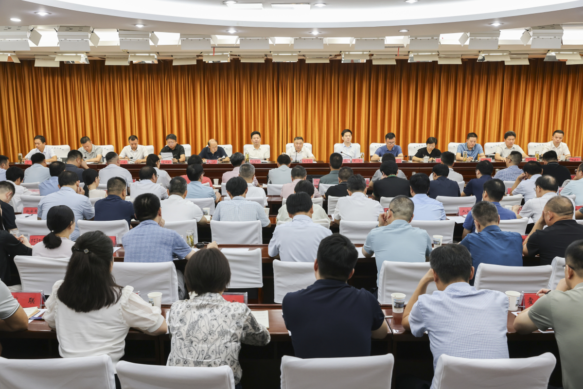 全县安全生产会.JPG