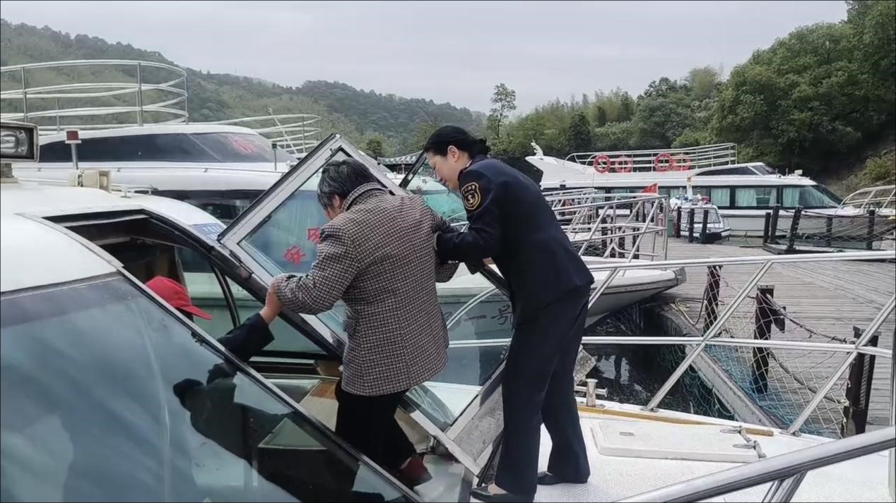 景区引导服务.jpg